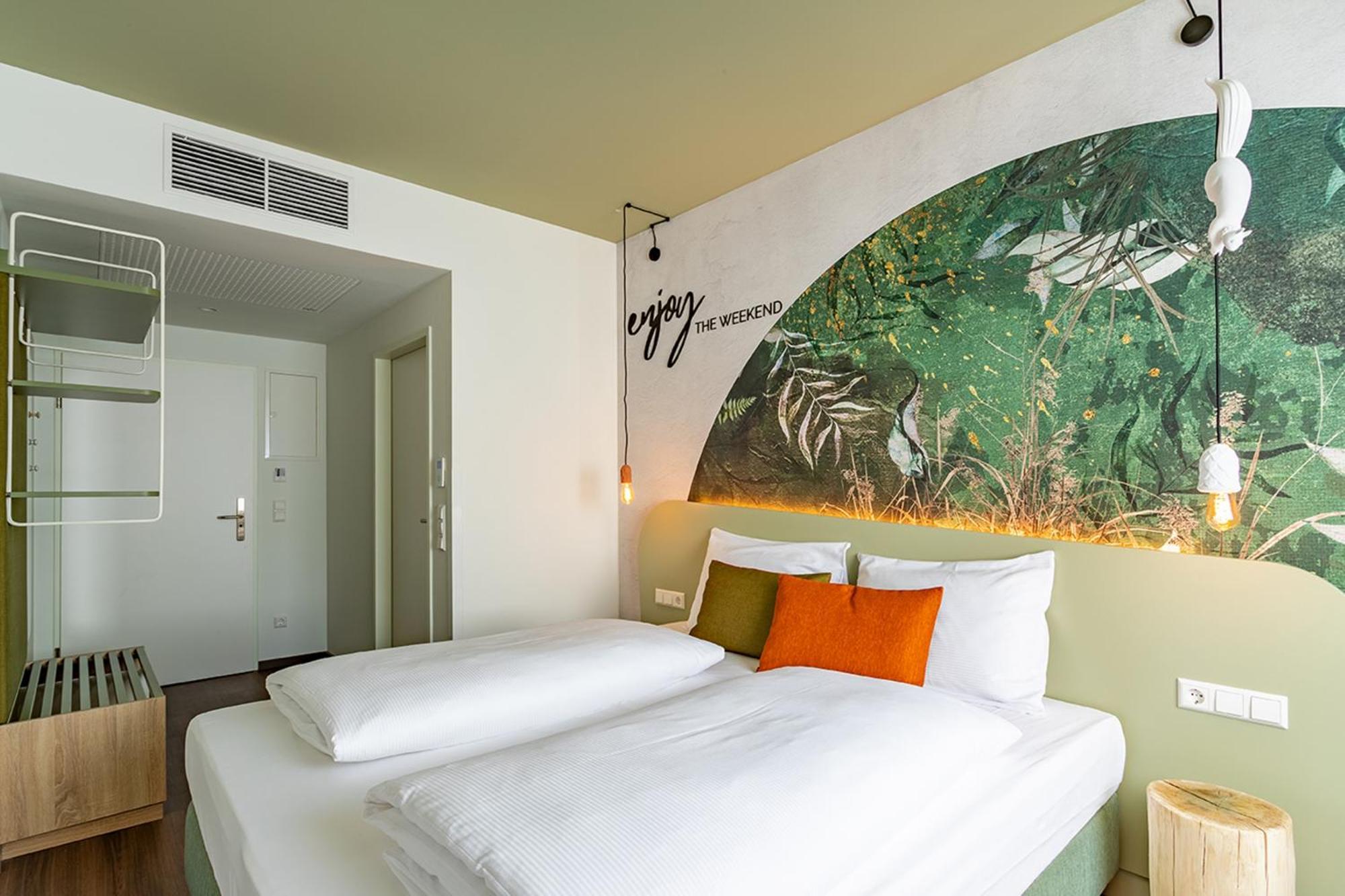 Double Room,1516418635:JPEG